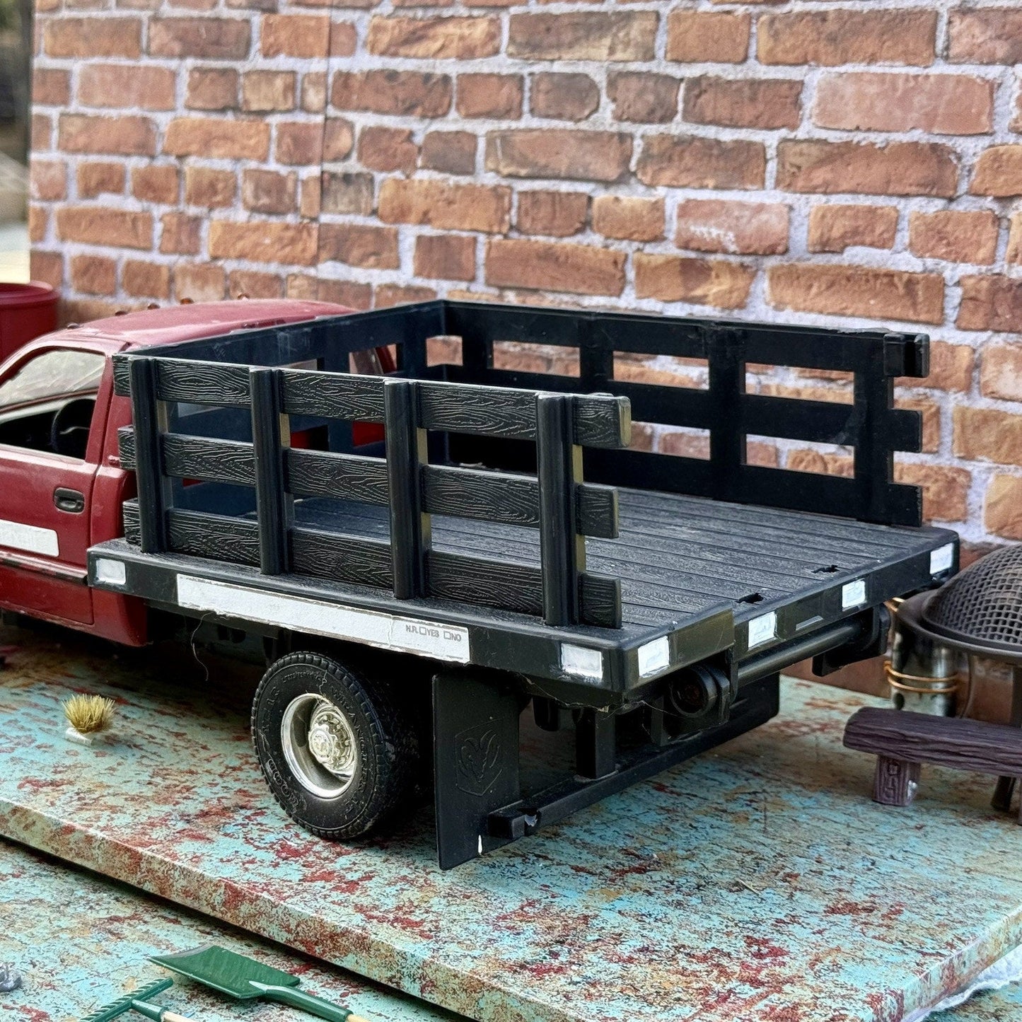 Anson Classics Dodge Ram 3500 Stake Bed 1/18 Scale Diecast Model Car | Parts Car - Product Image