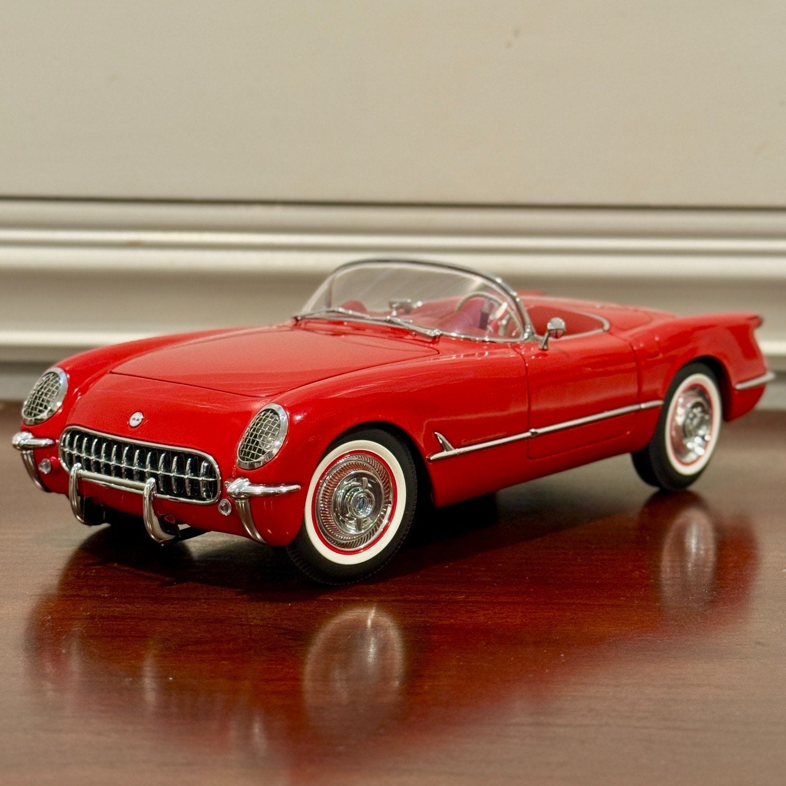 AUTOart 1954 Chevrolet Corvette Red 1/18 Scale Diecast Model Car | In Box - Product Image