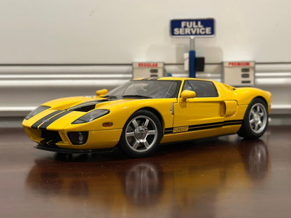 AUTOart 2004 Ford GT Yellow w/ Black Stripes 1/18 Scale Diecast Model Car | In Box - Product Image