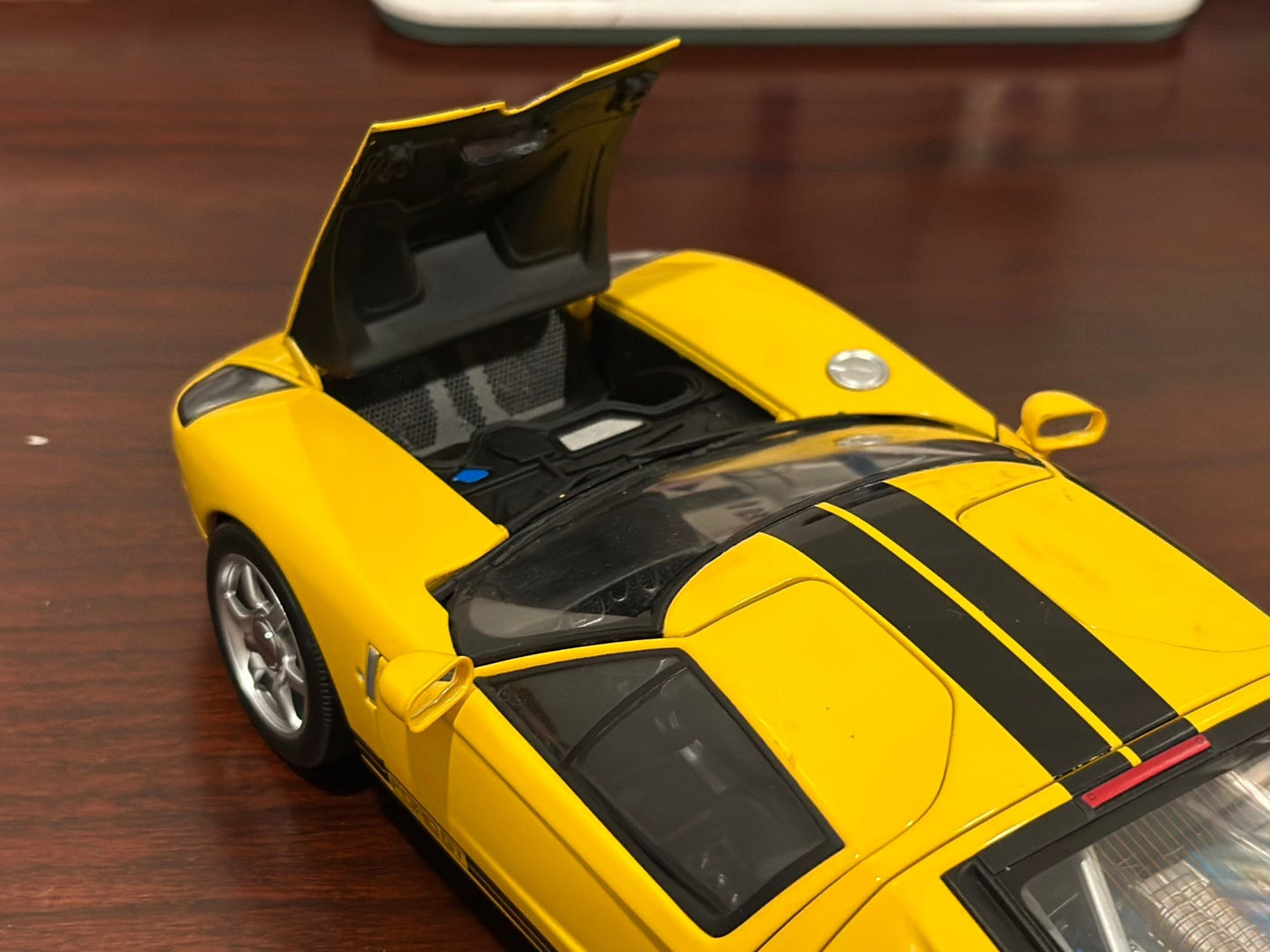 AUTOart 2004 Ford GT Yellow w/ Black Stripes 1/18 Scale Diecast Model Car | In Box - Product Image