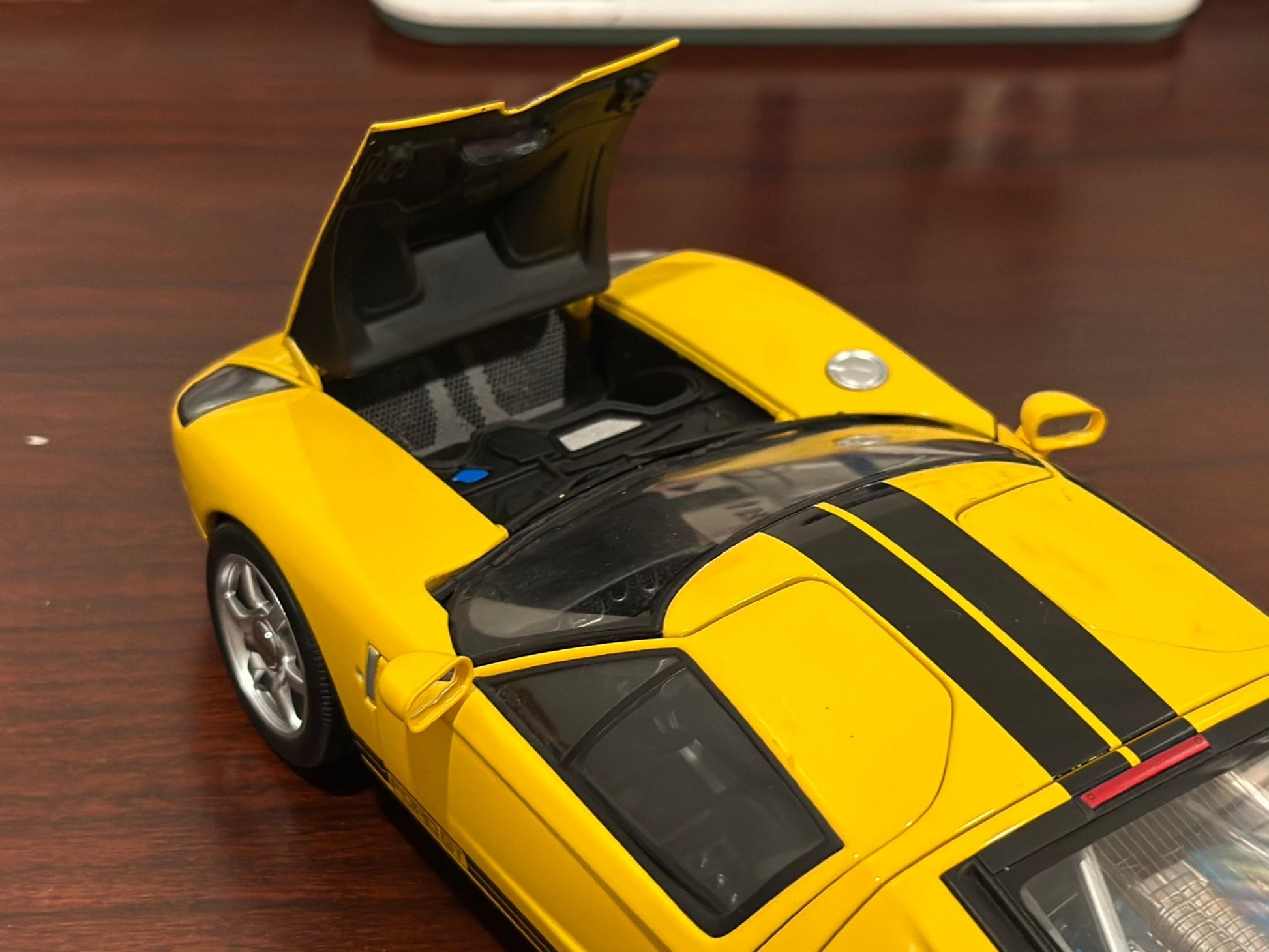 AUTOart 2004 Ford GT Yellow w/ Black Stripes 1/18 Scale Diecast Model Car | In Box - Product Image