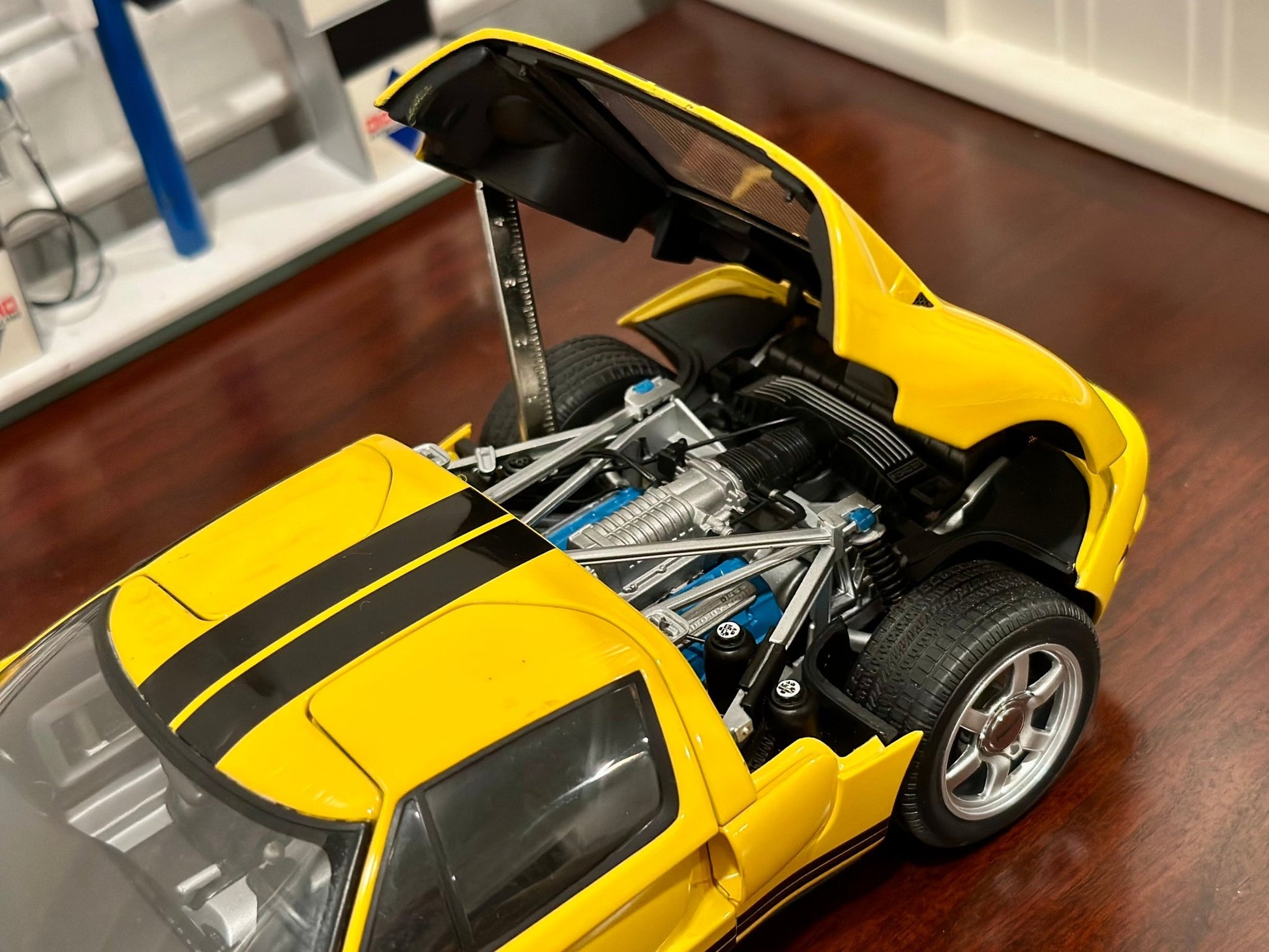 AUTOart 2004 Ford GT Yellow w/ Black Stripes 1/18 Scale Diecast Model Car | In Box - Product Image