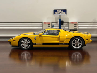 AUTOart 2004 Ford GT Yellow w/ Black Stripes 1/18 Scale Diecast Model Car | In Box - Product Image