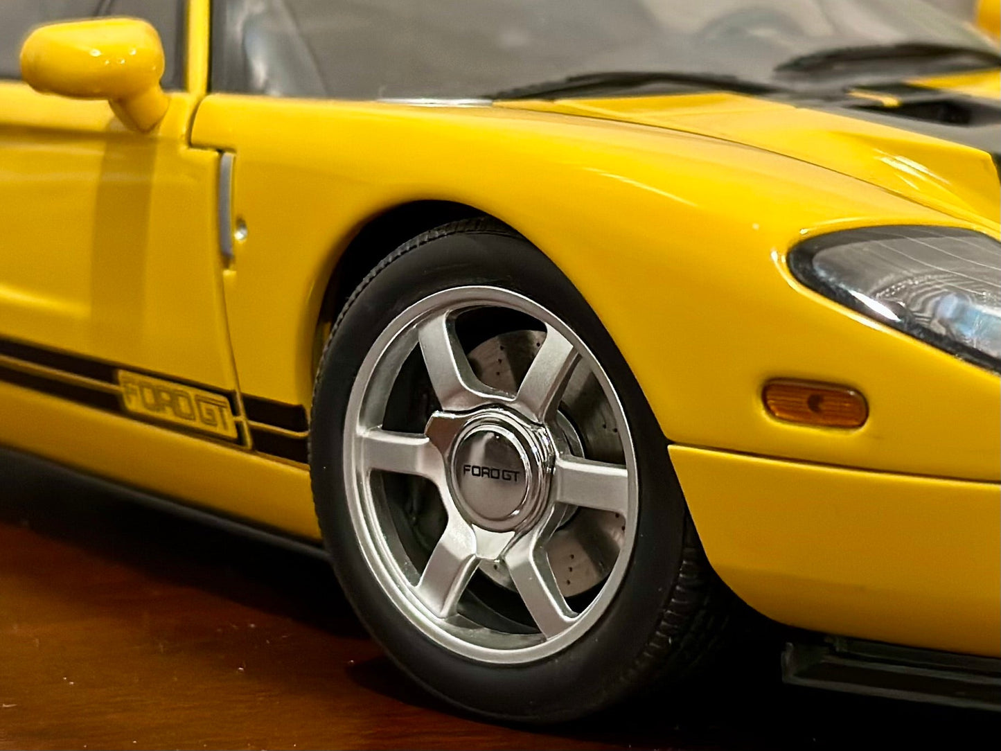 AUTOart 2004 Ford GT Yellow w/ Black Stripes 1/18 Scale Diecast Model Car | In Box - Product Image