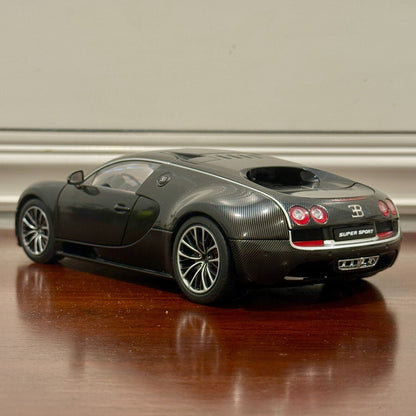AUTOart 2008 Bugatti Veyron 'Super Sport' Carbon-Fiber Black 1/18 Scale Diecast Model Car | In Box - Product Image