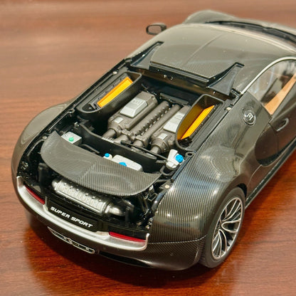 AUTOart 2008 Bugatti Veyron 'Super Sport' Carbon-Fiber Black 1/18 Scale Diecast Model Car | In Box - Product Image