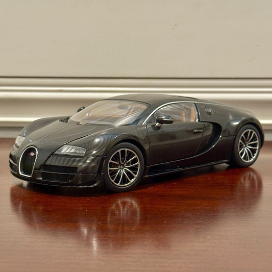 AUTOart 2008 Bugatti Veyron 'Super Sport' Carbon-Fiber Black 1/18 Scale Diecast Model Car | In Box - Product Image