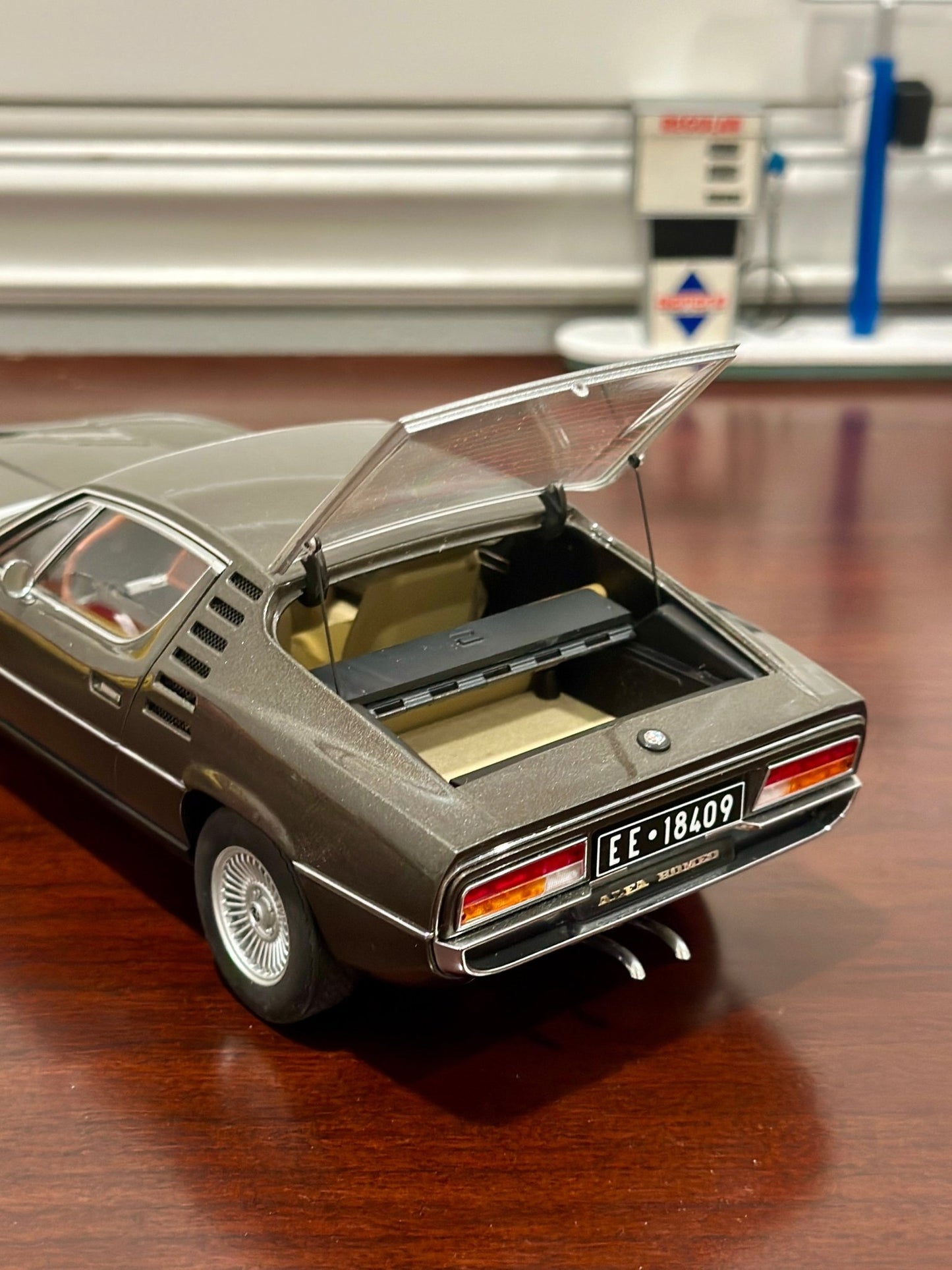AUTOart Alfa Romeo Montreal Dark Charcoal 1/18 Scale Diecast Model Car - Product Image