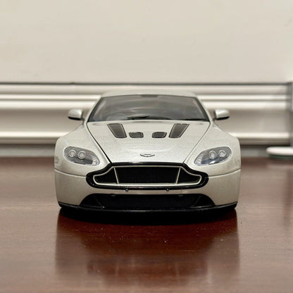 AUTOart Aston Martin V12 Vantage S Meteorite Silver 1/18 Scale Diecast Model Car - Product Image