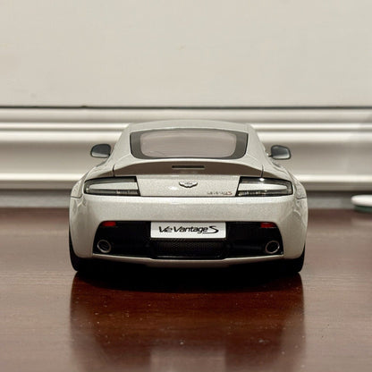 AUTOart Aston Martin V12 Vantage S Meteorite Silver 1/18 Scale Diecast Model Car - Product Image