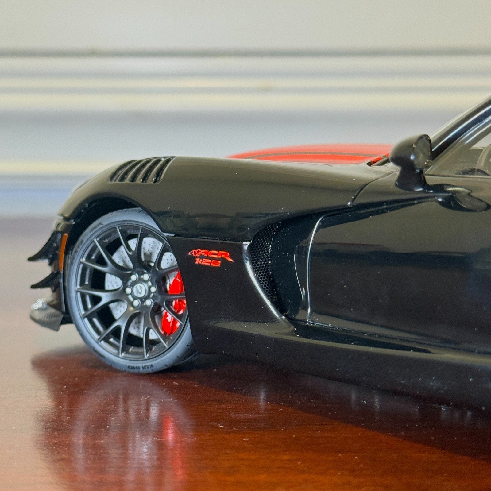 AUTOart Dodge Viper ACR Black/Red Stripes AUTOart Composite Model Car | In Box - Product Image