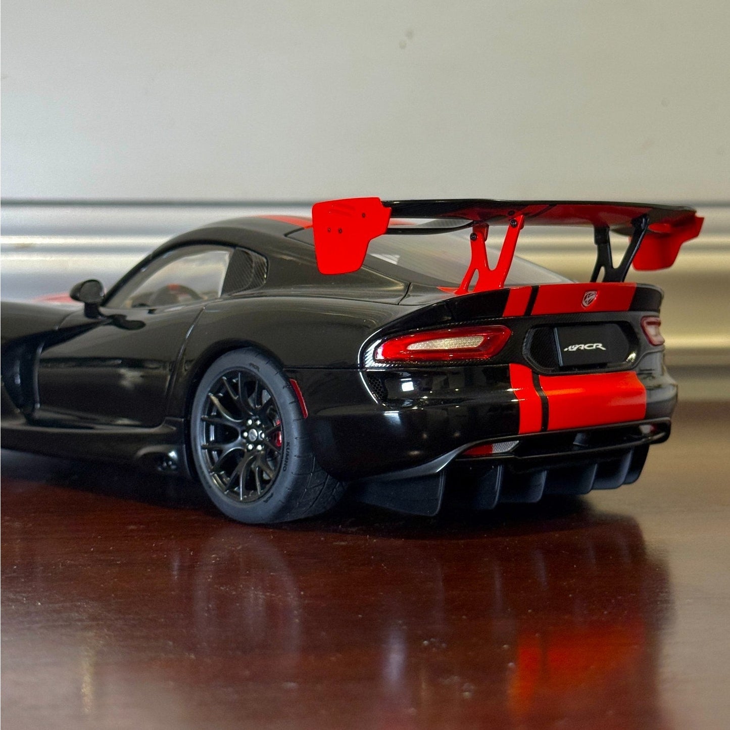 AUTOart Dodge Viper ACR Black/Red Stripes AUTOart Composite Model Car | In Box - Product Image