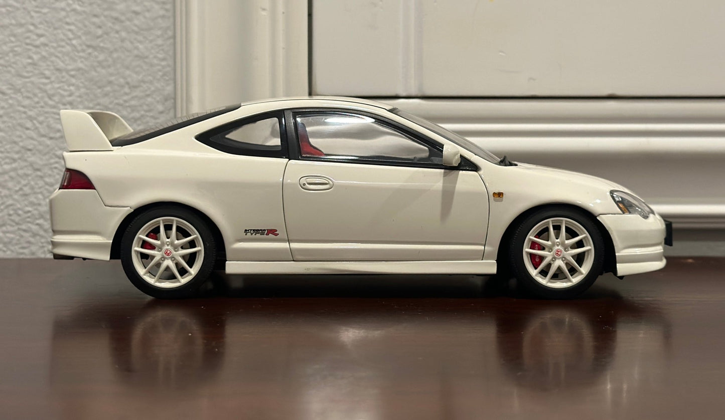 AUTOart Honda Acura Integra Type-R Champion White 1/18 Scale Diecast Model Car - Product Image