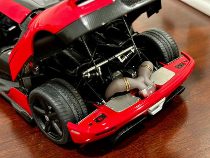 AUTOart Koenigsegg Agera RS Red w/ Carbon Fiber 1/18 Scale Diecast Model Car | In Box - Product Image