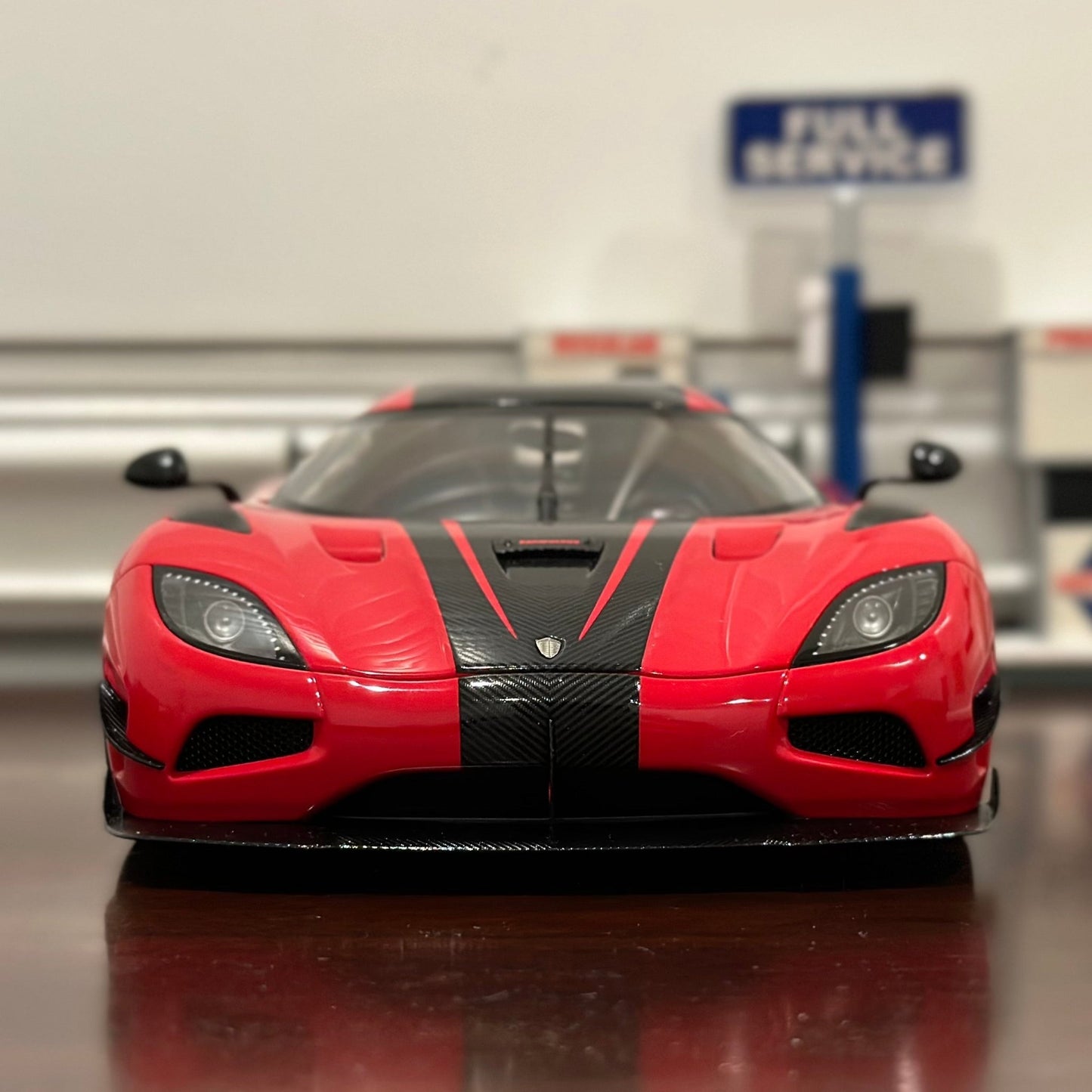 AUTOart Koenigsegg Agera RS Red w/ Carbon Fiber 1/18 Scale Diecast Model Car | In Box - Product Image