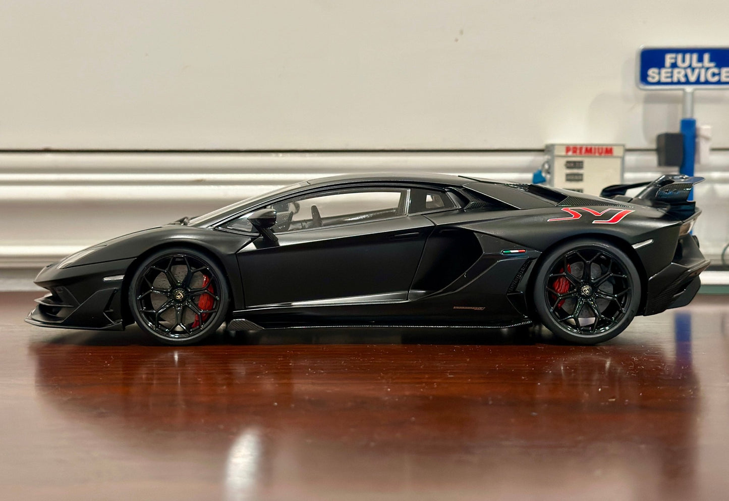 AUTOart Lamborghini Aventador SVJ 'Nero Nemesis' Black 1/18 Scale Diecast Model Car | In Box - Product Image