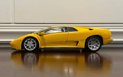 AUTOart Lamborghini Diablo 6.0 Yellow 1/18 Scale Diecast Model Car - Product Image