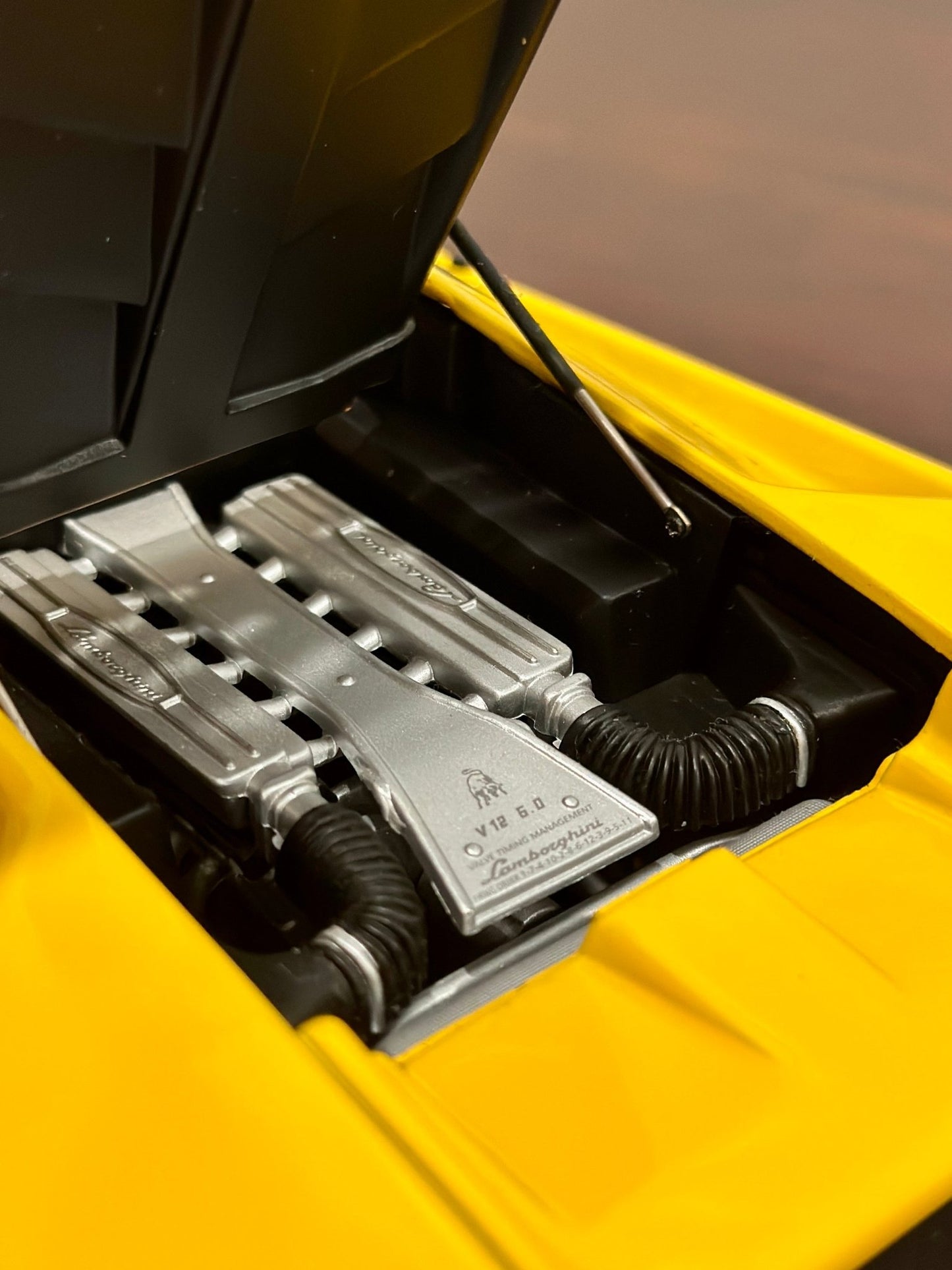 AUTOart Lamborghini Diablo 6.0 Yellow 1/18 Scale Diecast Model Car - Product Image