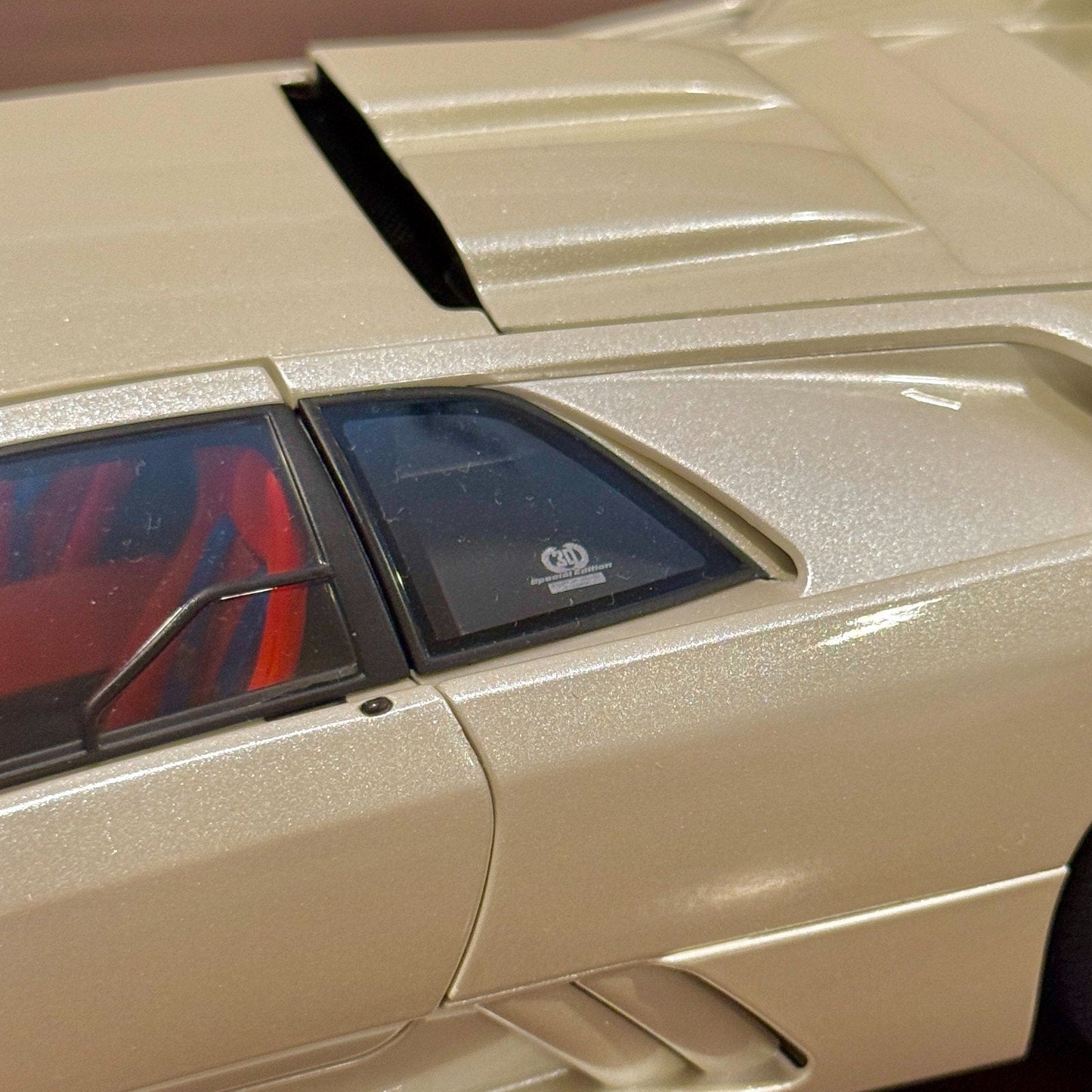 AUTOart Lamborghini Diablo SE30 JOTA Balloon White w/ Red Interior 1/18 Scale Diecast Model Car | New - Product Image