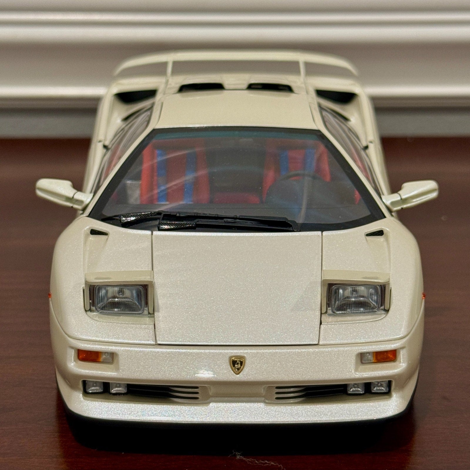 AUTOart Lamborghini Diablo SE30 JOTA Balloon White w/ Red Interior 1/18 Scale Diecast Model Car | New - Product Image