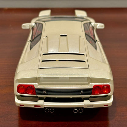 AUTOart Lamborghini Diablo SE30 JOTA Balloon White w/ Red Interior 1/18 Scale Diecast Model Car | New - Product Image