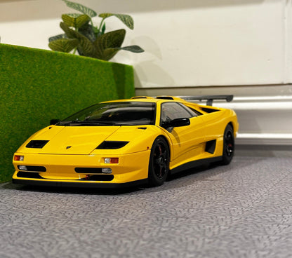 AUTOart Lamborghini Diablo SVR Yellow 1/18 Scale Diecast Model Car | In Box - Product Image