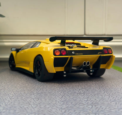 AUTOart Lamborghini Diablo SVR Yellow 1/18 Scale Diecast Model Car | In Box - Product Image