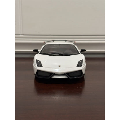 AUTOart Lamborghini Gallardo LP-570 'Supertrofeo Stradale' White 1/18 Scale Diecast Model Car | In Box - Product Image