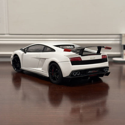 AUTOart Lamborghini Gallardo LP-570 'Supertrofeo Stradale' White 1/18 Scale Diecast Model Car | In Box - Product Image