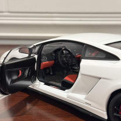 AUTOart Lamborghini Gallardo LP-570 'Supertrofeo Stradale' White 1/18 Scale Diecast Model Car | In Box - Product Image