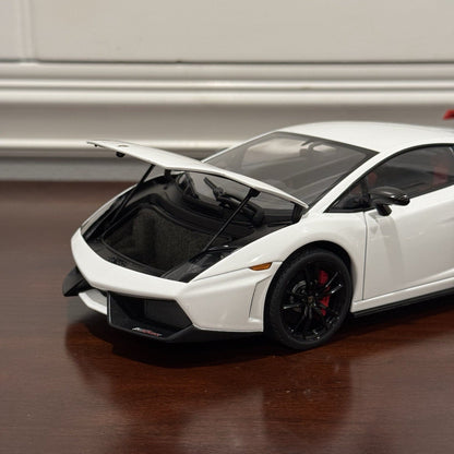 AUTOart Lamborghini Gallardo LP-570 'Supertrofeo Stradale' White 1/18 Scale Diecast Model Car | In Box - Product Image