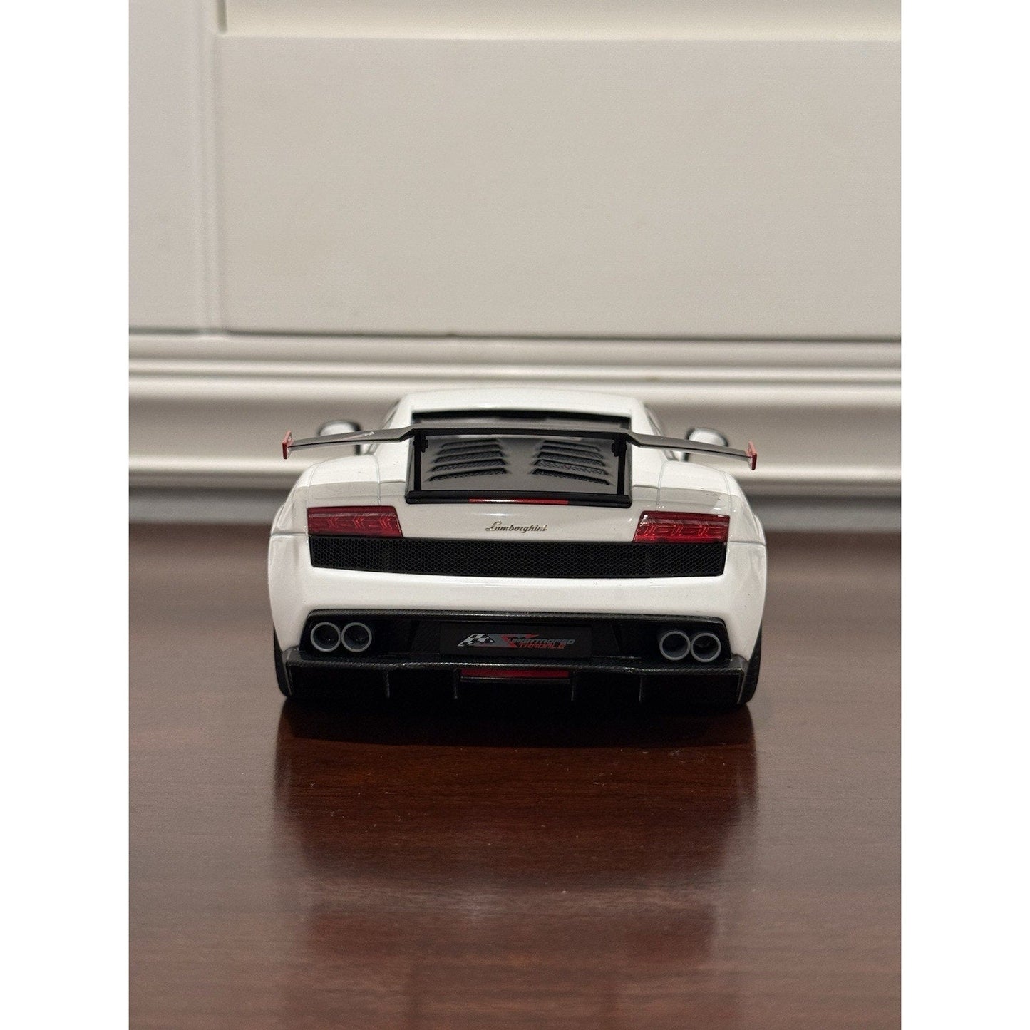 AUTOart Lamborghini Gallardo LP-570 'Supertrofeo Stradale' White 1/18 Scale Diecast Model Car | In Box - Product Image
