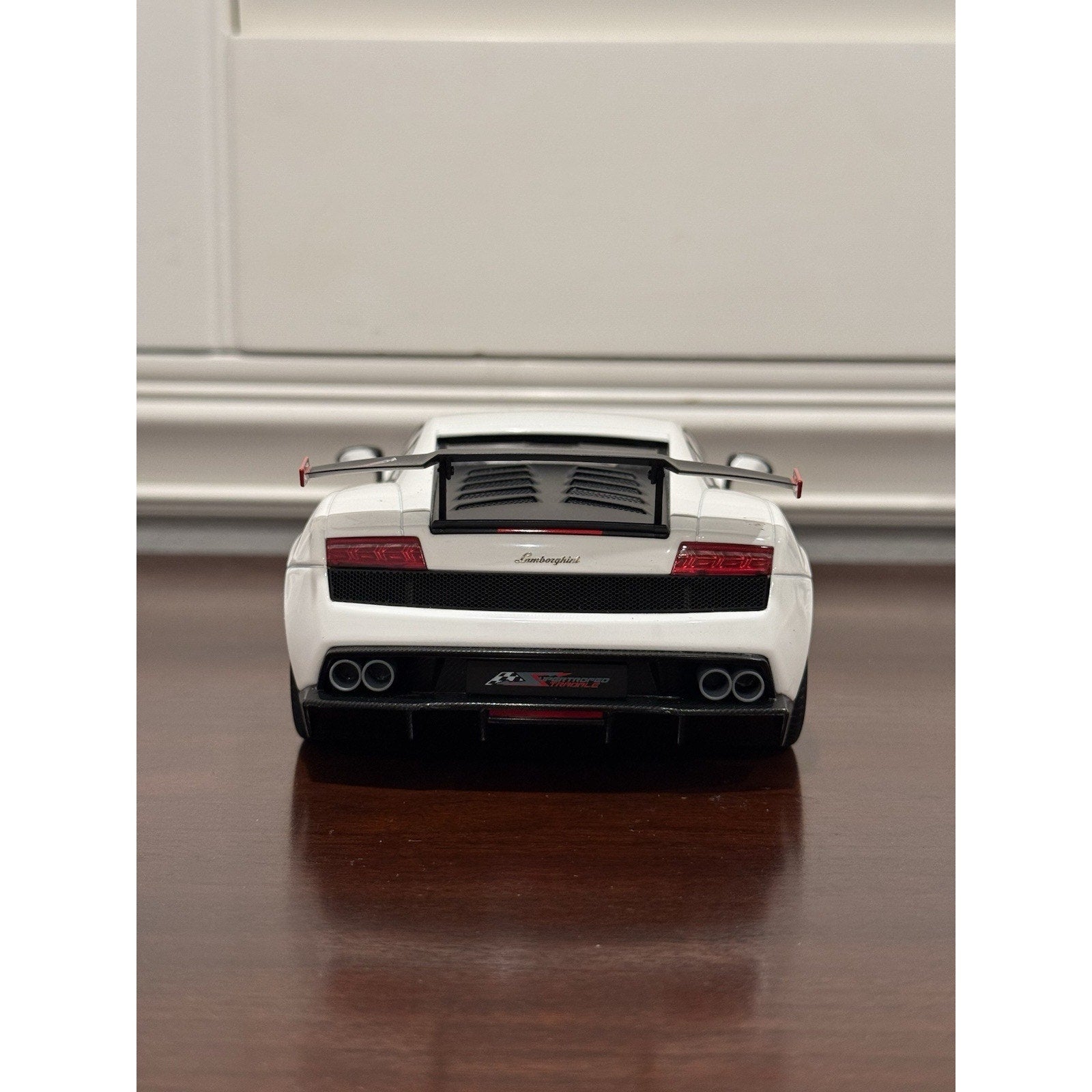 AUTOart Lamborghini Gallardo LP-570 'Supertrofeo Stradale' White 1/18 Scale Diecast Model Car | In Box - Product Image