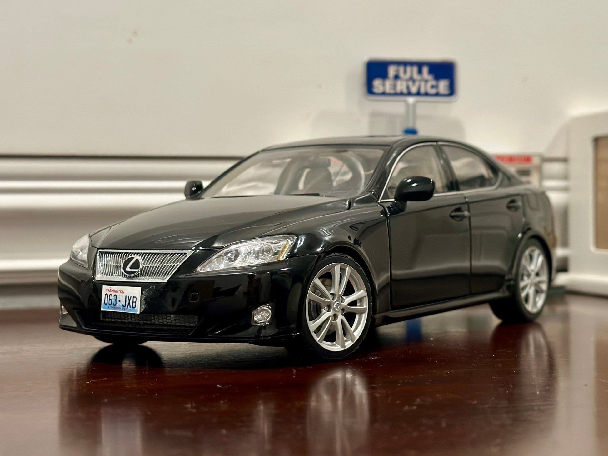 AUTOart Lexus IS350 Black Sedan 1/18 Scale Diecast Model Car - Product Image