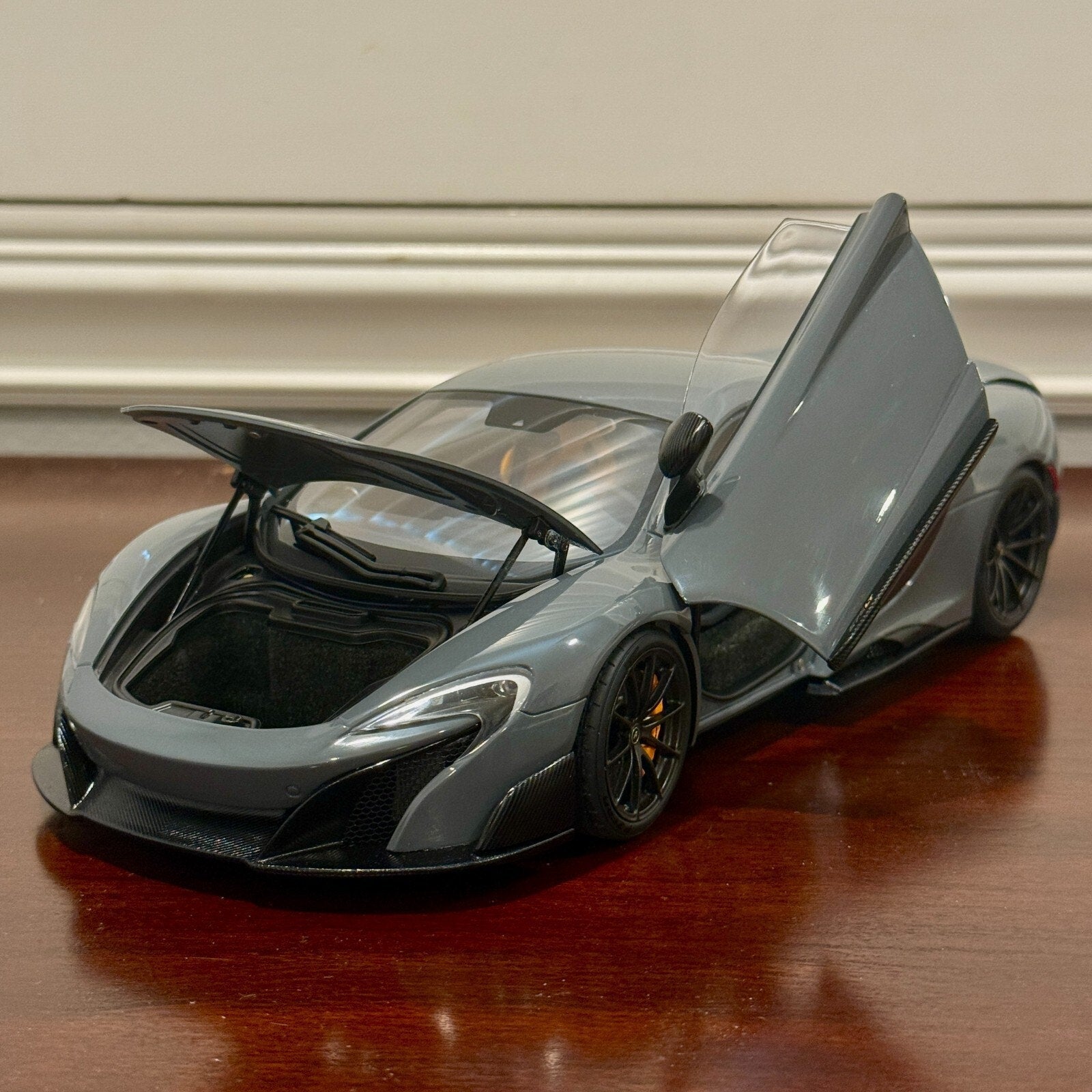 AUTOart Mclaren 675LT Chicane Gray 1/18 Scale Diecast Model Car | In Box - Product Image