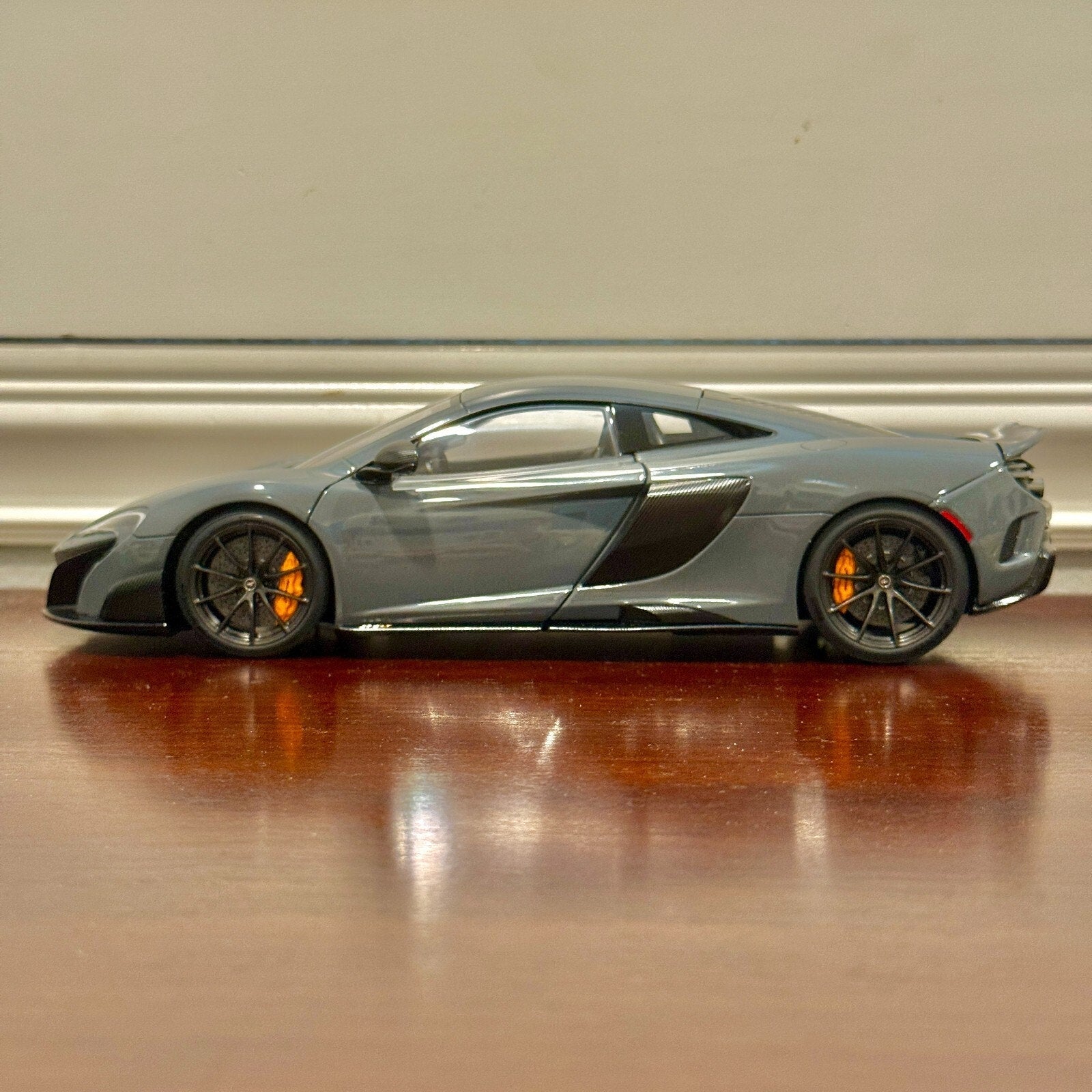 AUTOart Mclaren 675LT Chicane Gray 1/18 Scale Diecast Model Car | In Box - Product Image
