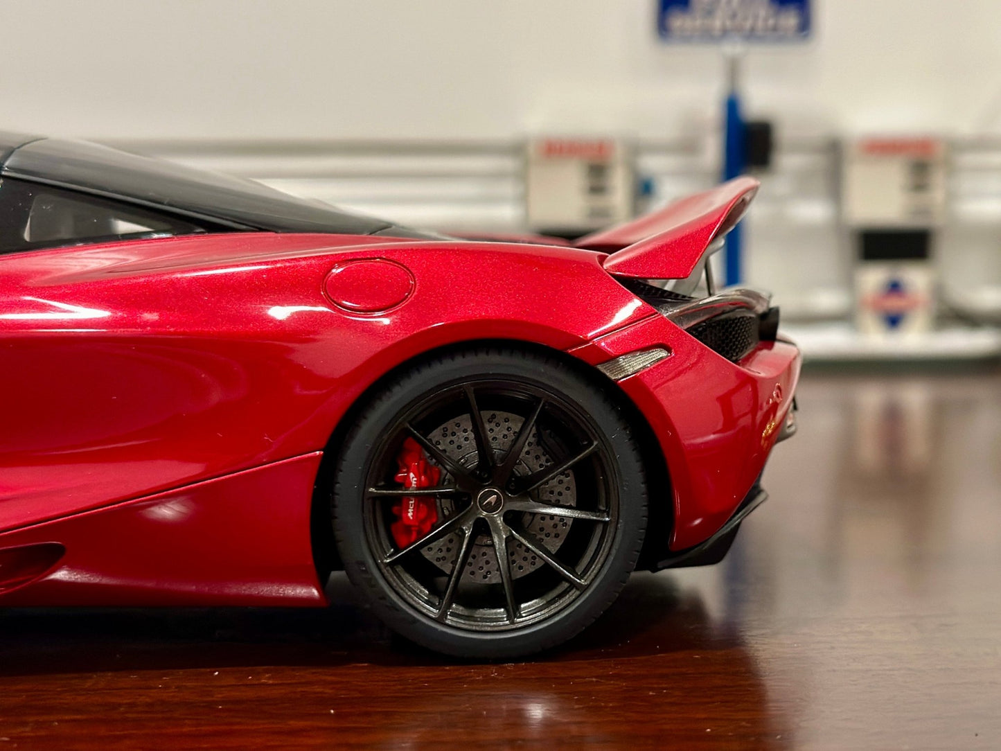 AUTOart McLaren 720s Metallic Red 1/18 Scale Diecast Model Car | In Box - Product Image