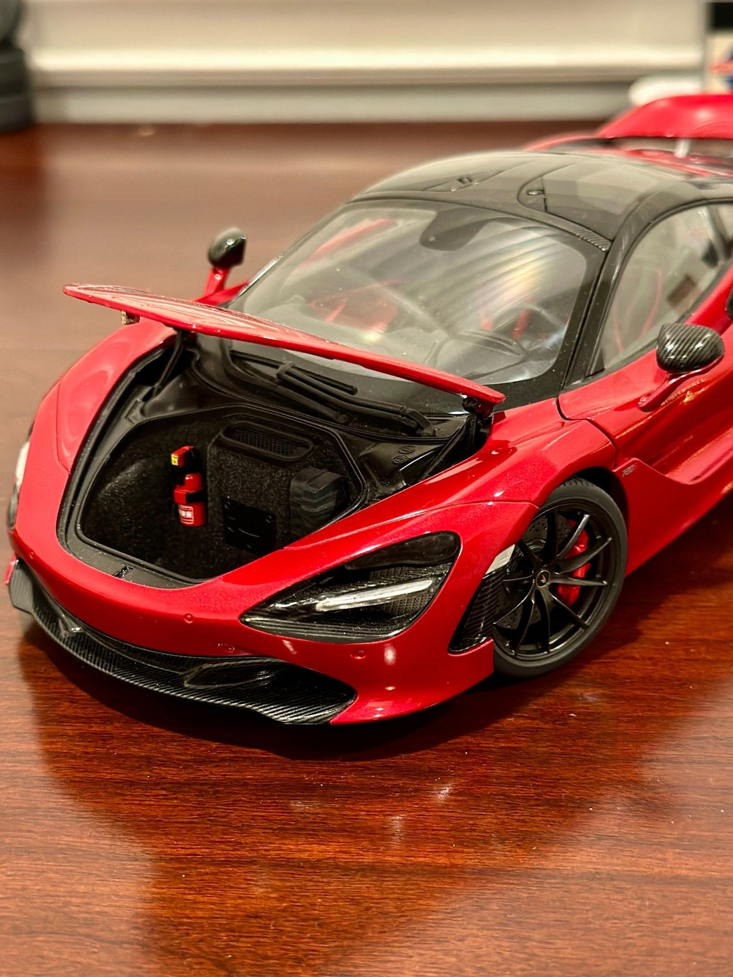 AUTOart McLaren 720s Metallic Red 1/18 Scale Diecast Model Car | In Box - Product Image