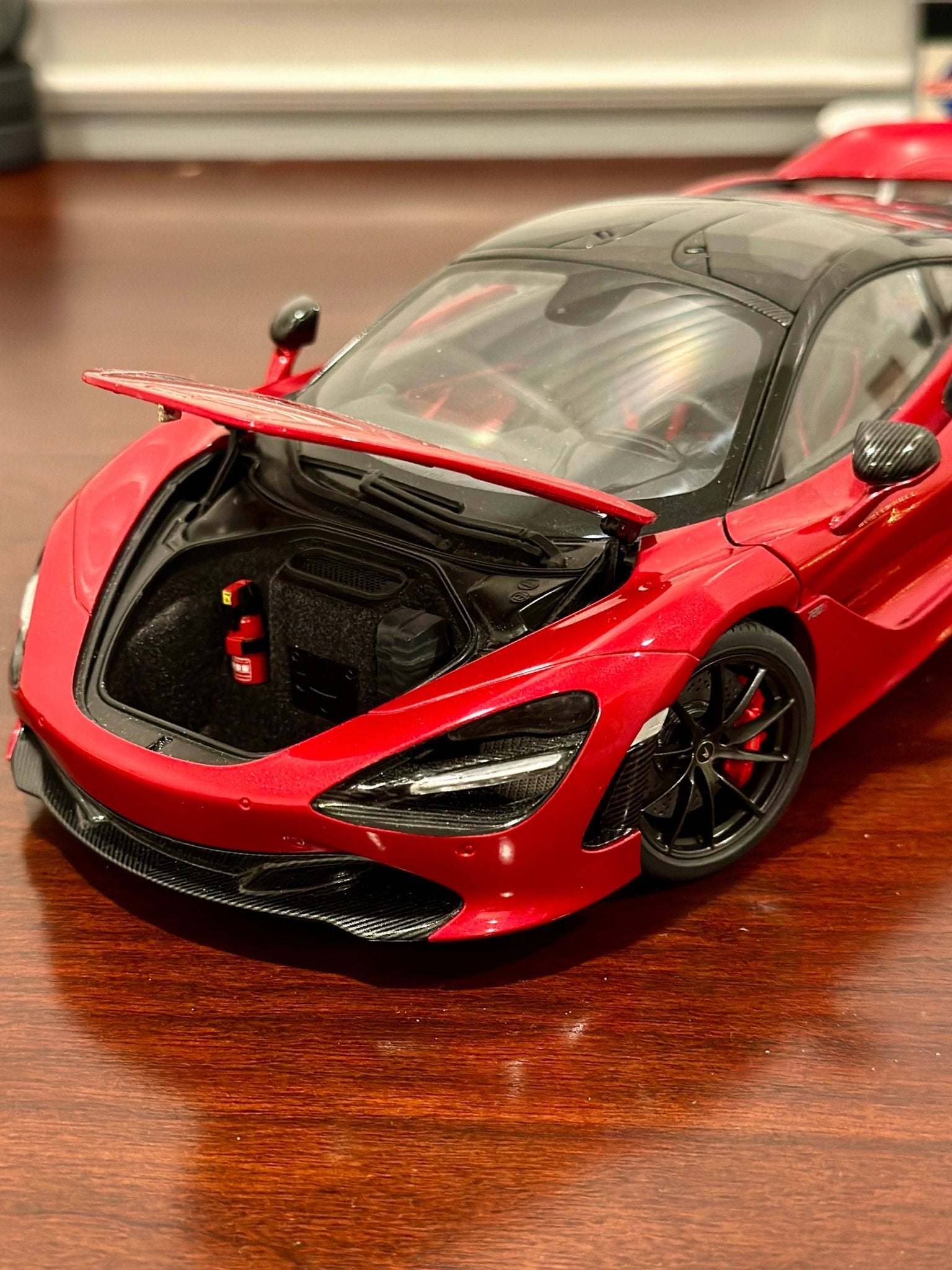 AUTOart McLaren 720s Metallic Red 1/18 Scale Diecast Model Car | In Box - Product Image
