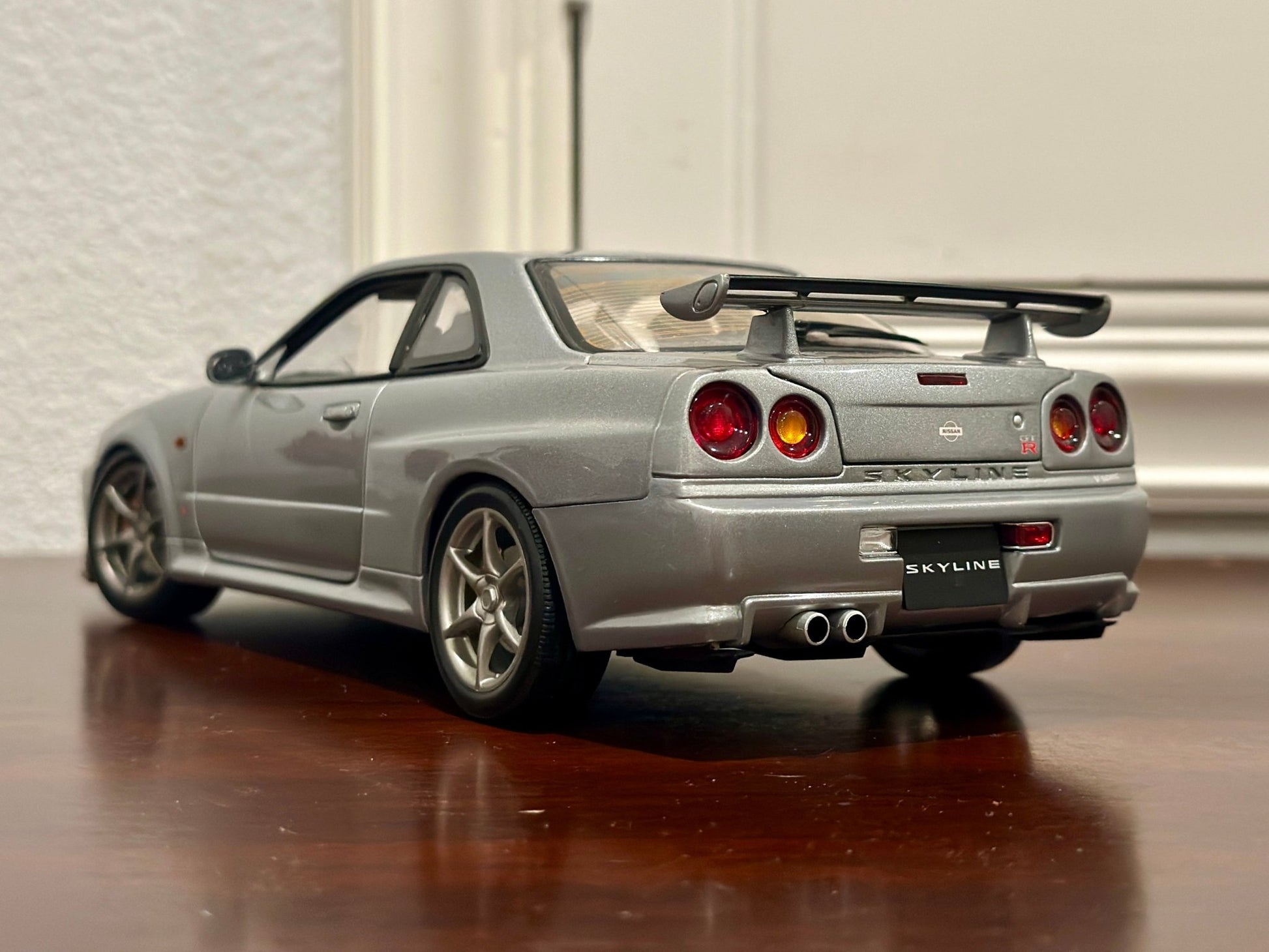 AUTOart Nissan R34 GTR Dark Gray 1/18 Scale Diecast Model Car - Product Image