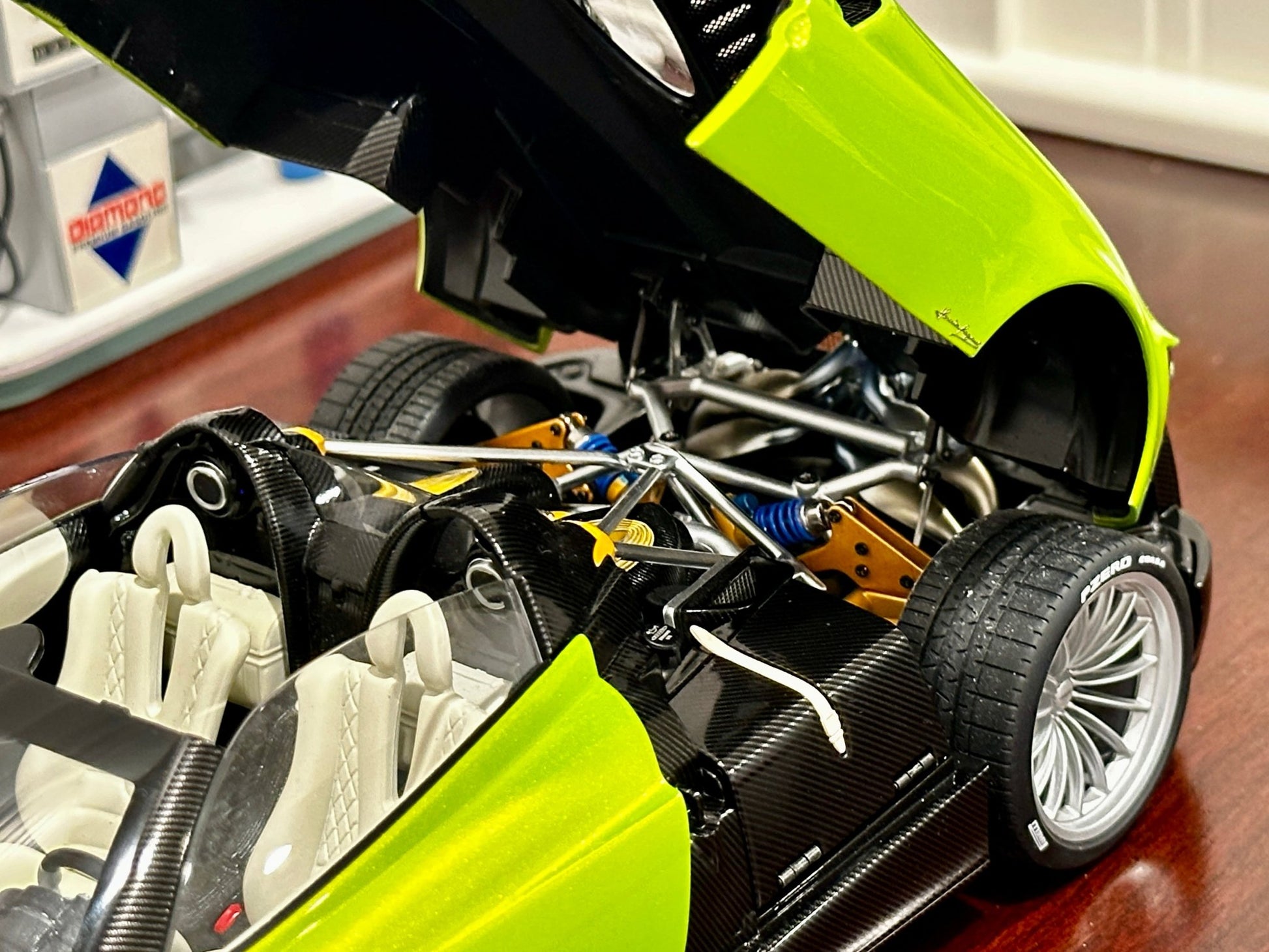 AUTOart Pagani Huayra Roadster 'Verde Firenze' Green 1/18 Scale Diecast Model Car | In Box - Product Image