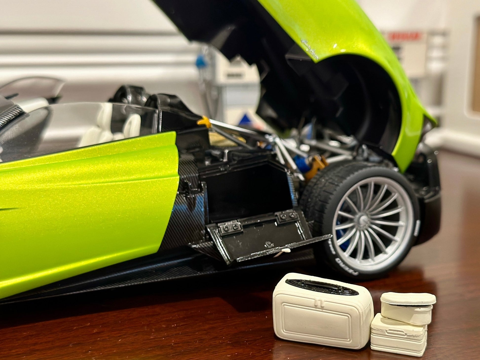 AUTOart Pagani Huayra Roadster 'Verde Firenze' Green 1/18 Scale Diecast Model Car | In Box - Product Image