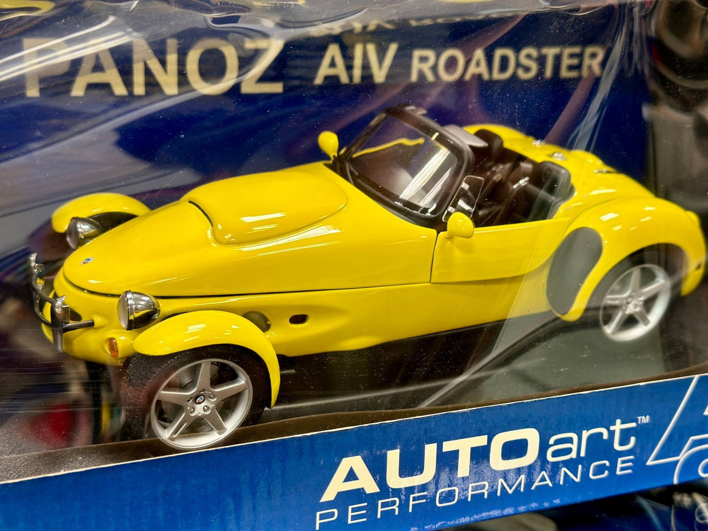 AUTOart Panoz AIV Roadster Yellow 1/18 Scale Diecast Model Car | New - Product Image