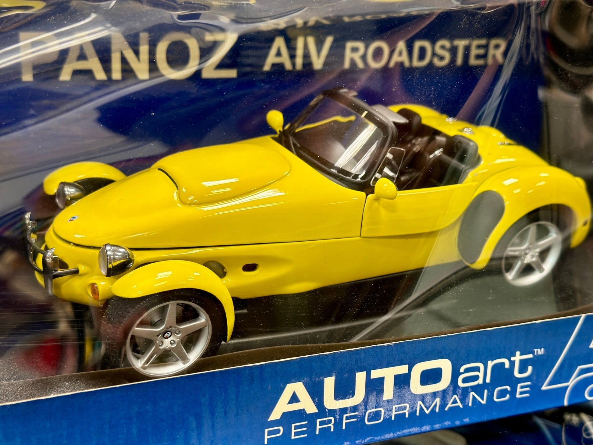 AUTOart Panoz AIV Roadster Yellow 1/18 Scale Diecast Model Car | New - Product Image