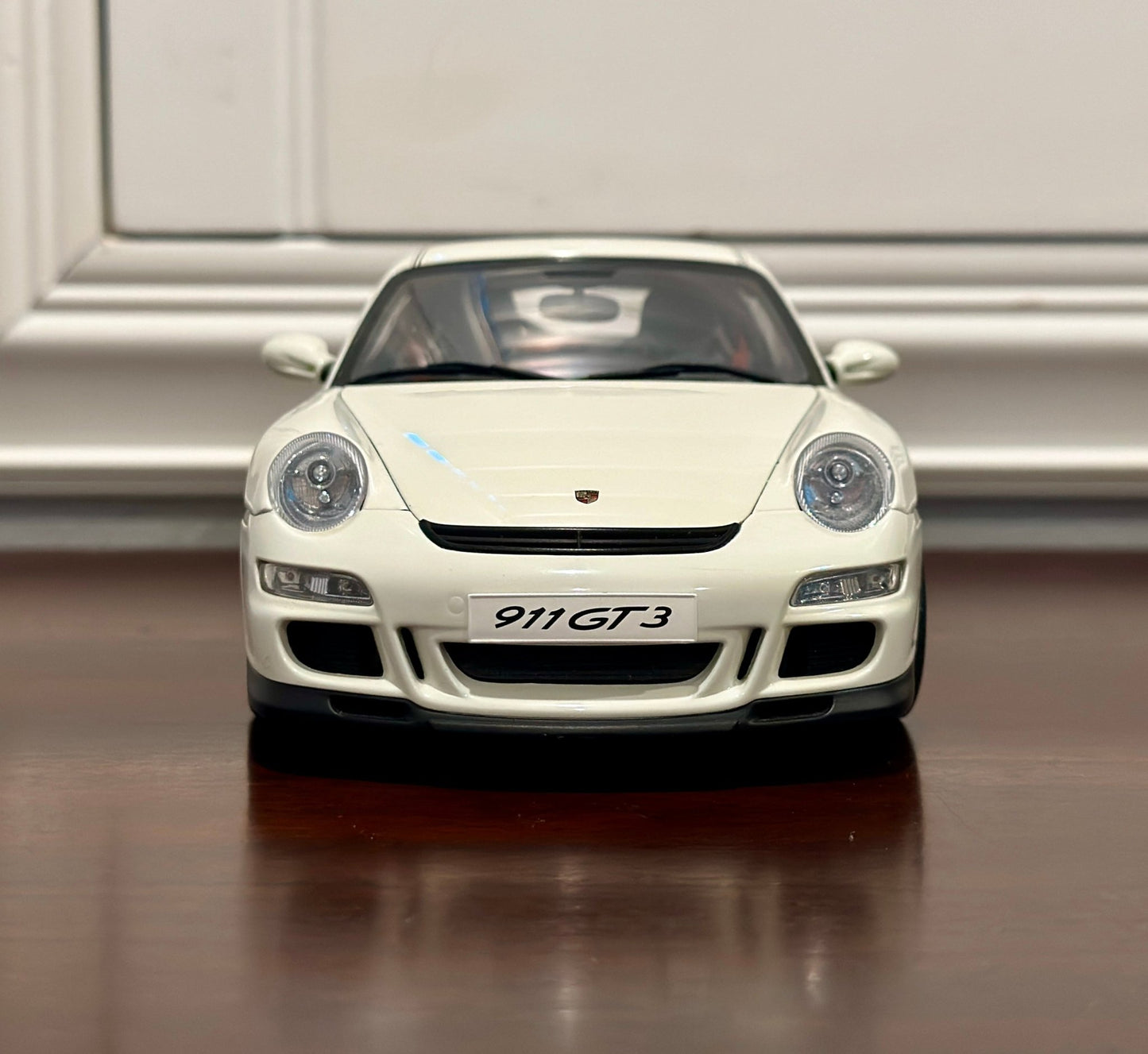 AUTOart Porsche 997 GT3 White 1/18 Scale Diecast Model Car - Product Image