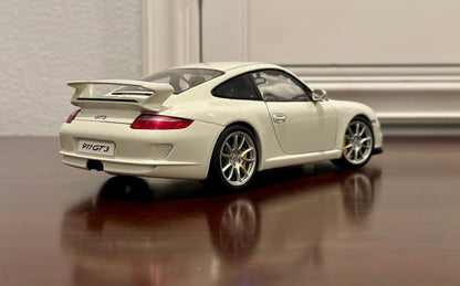 AUTOart Porsche 997 GT3 White 1/18 Scale Diecast Model Car - Product Image