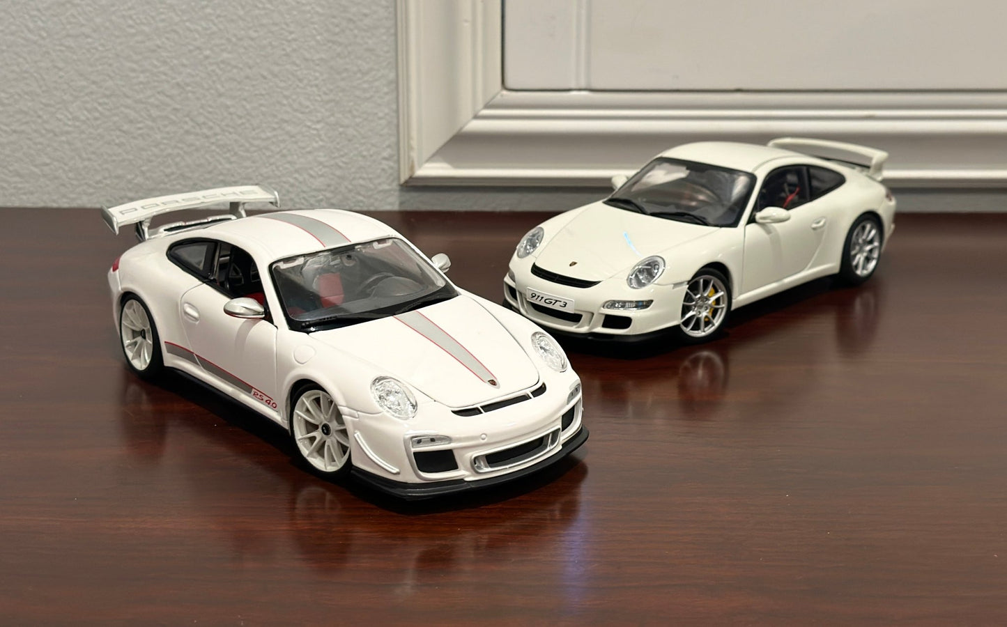 AUTOart Porsche 997 GT3 White 1/18 Scale Diecast Model Car - Product Image