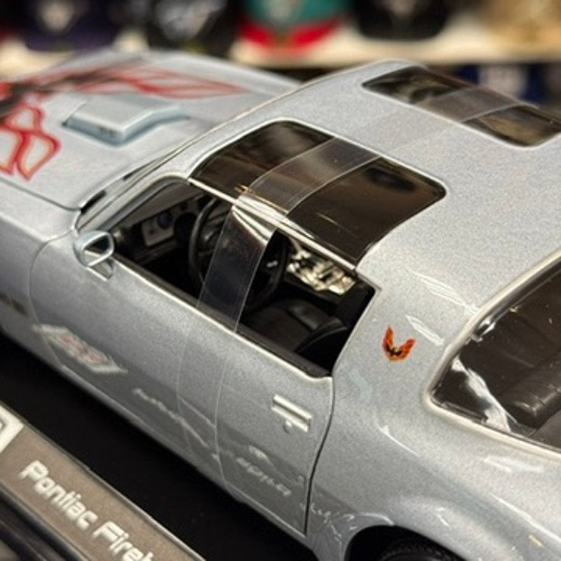 1/18 Pontiac Firebird Trans Am Silver Muscle Car Diecast Model Car | New - Product Image