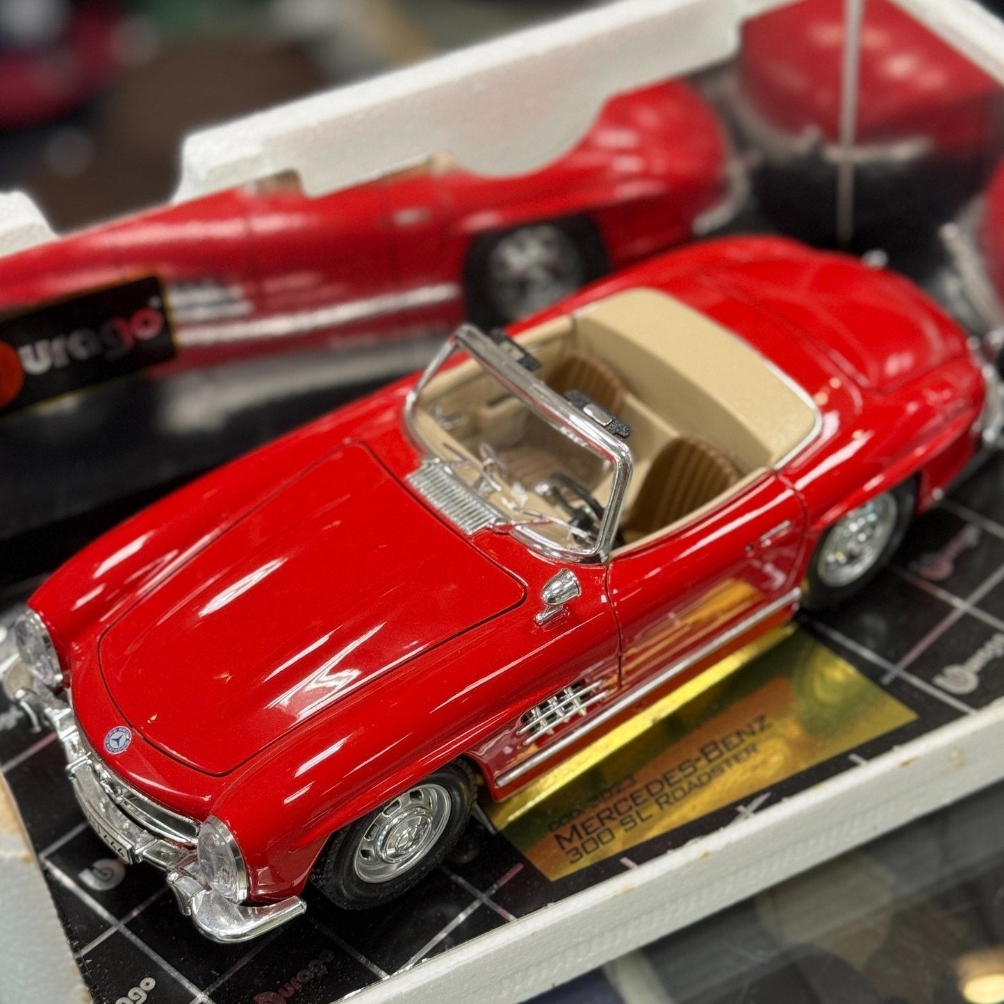 Bburago 1957 Mercedes 300SL Roadster Red 1/18 Scale Diecast Model Car | New - Product Image