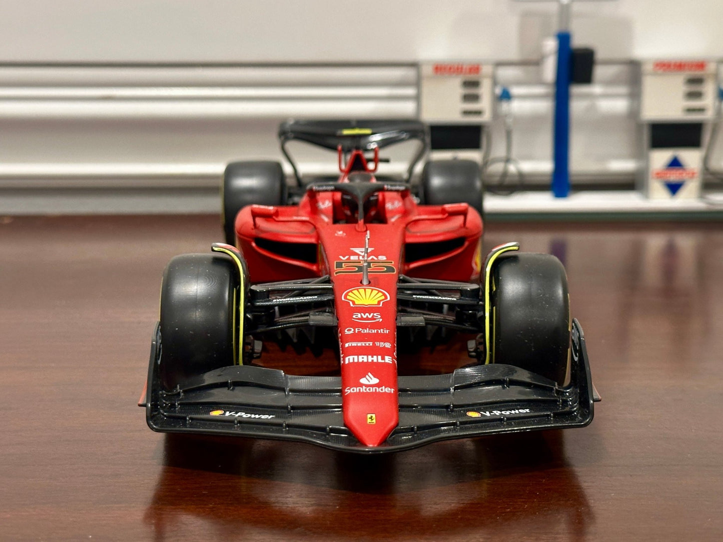 Bburago Ferrari Formula 1 'Carlos Sainz' 1/18 Scale Diecast Model F1 Car | New - Product Image